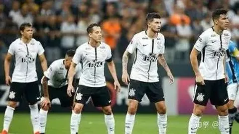 尤文图斯2-0胜AC米兰，结束平局对决